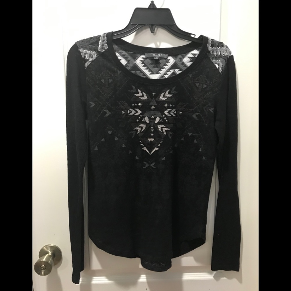 Miss Me Embellished long sleeve sz S